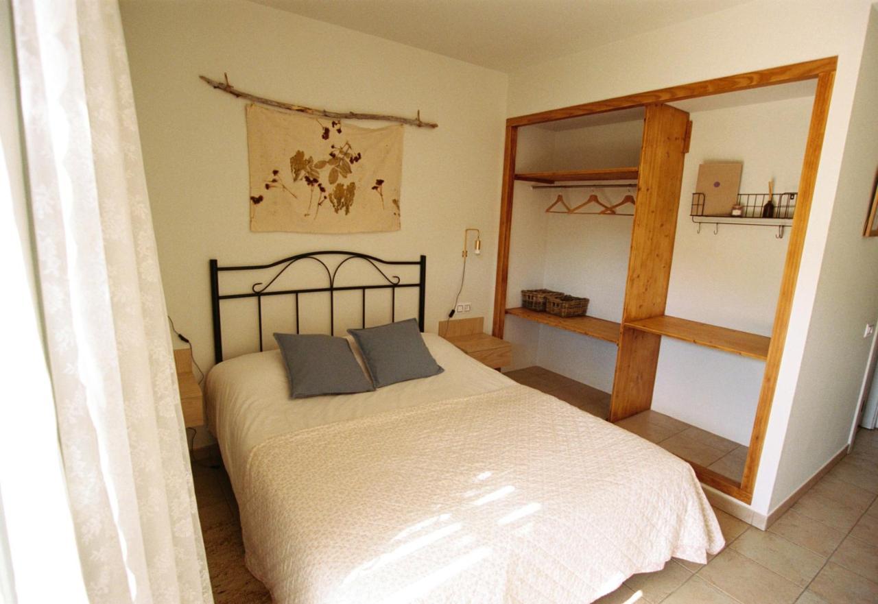 Hostal De L'Aigua Sant Llorenc de la Muga Bagian luar foto
