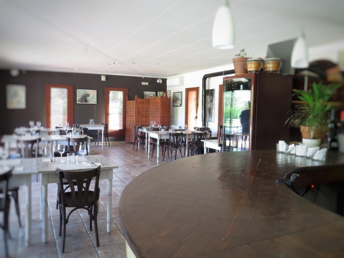 Hostal De L'Aigua Sant Llorenc de la Muga Bagian luar foto